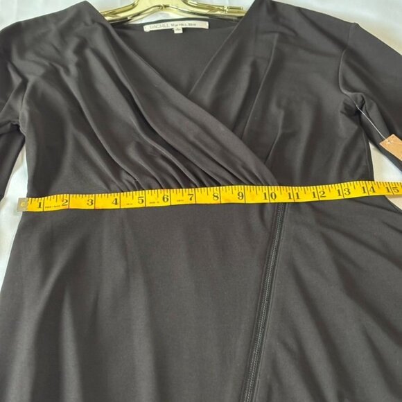 Black Long-Sleeve Wrap Dress With Front Zipper Detail - Picture 10 of 12